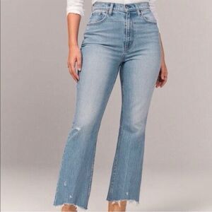 Abercrombie Fitch Womens Jeans Blue Denim Curve Love Kick Flare Ultra Rise 26/2